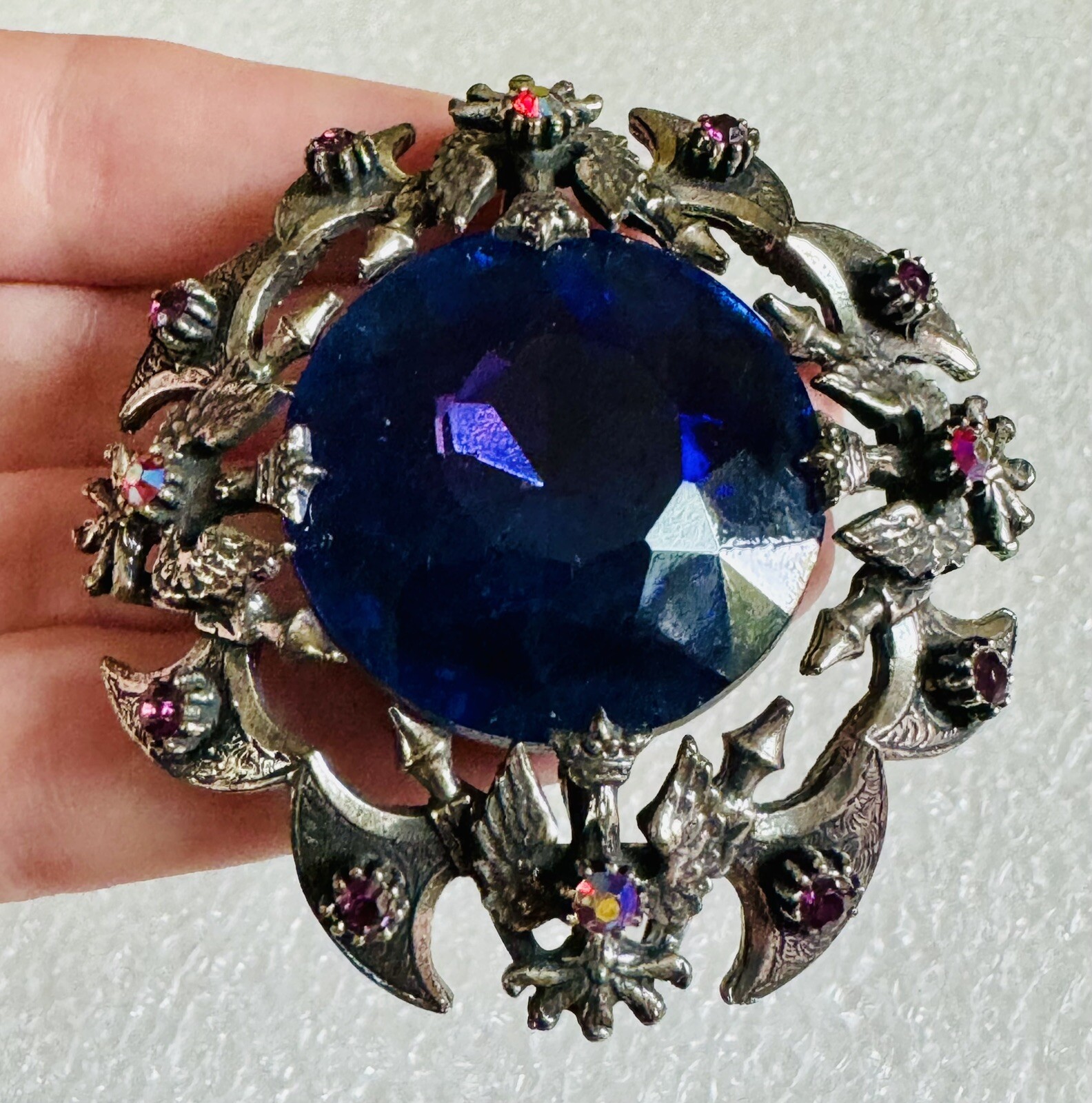 Stunning Vintage Florenza Crown Eagle Rhinestones Cabochon Brooch Pin 1960’s