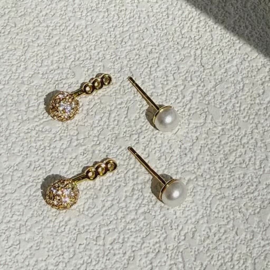 Front Back Pearl Earrings，Pearl Double Sided Stud Earrings for women girls
