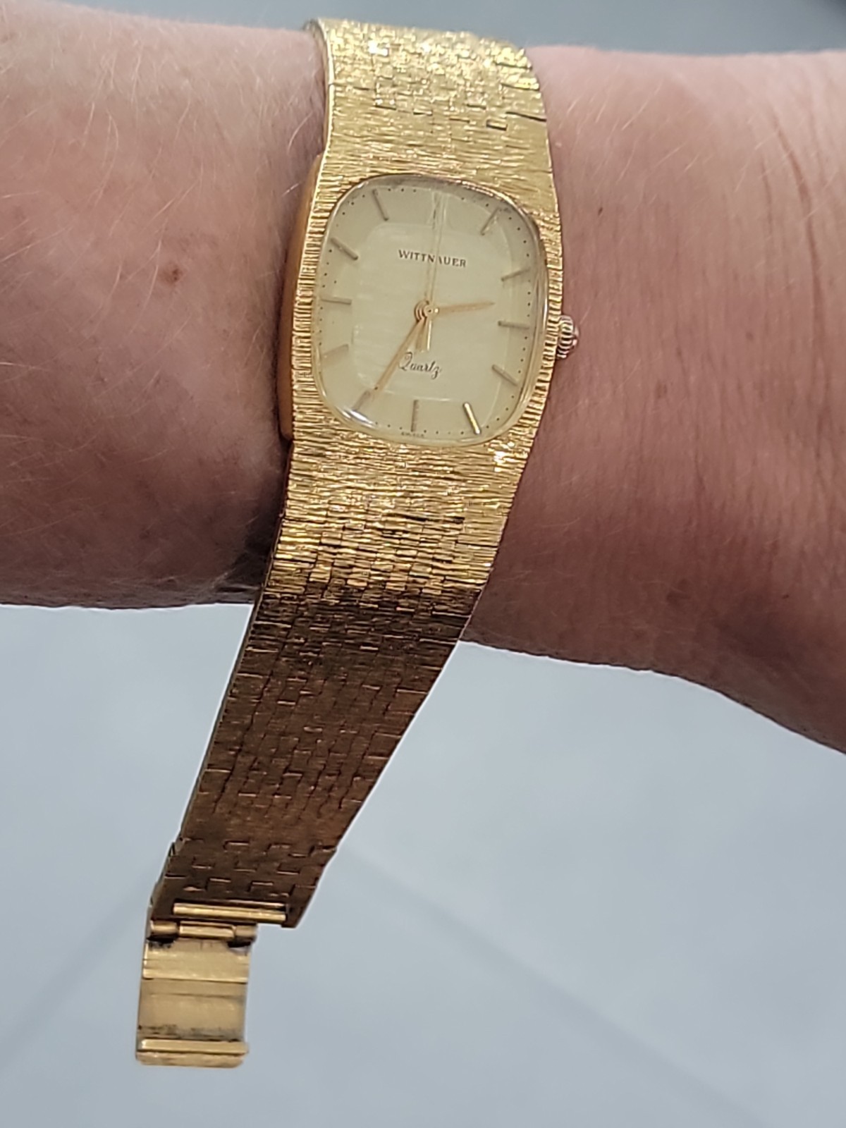 Vintage Men’s Wittnauer Integrated Bracelet Gold Quartz Watch New Battery