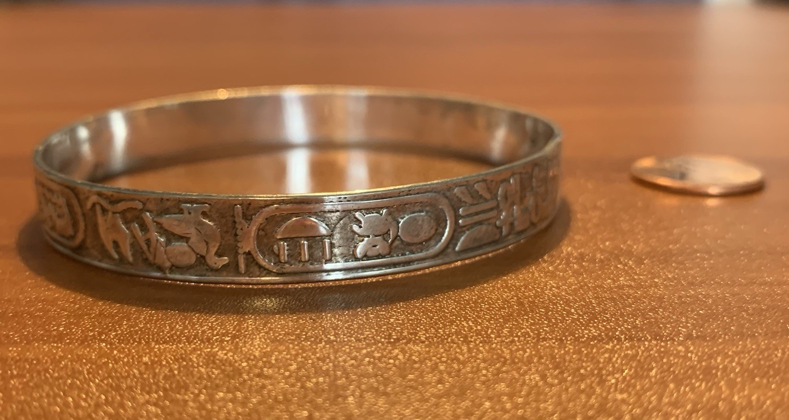 Sterling Silver 925 Egyptian Bangle Bracelet Taxco Mexico 18 Grams 2 3/4″ Diam.