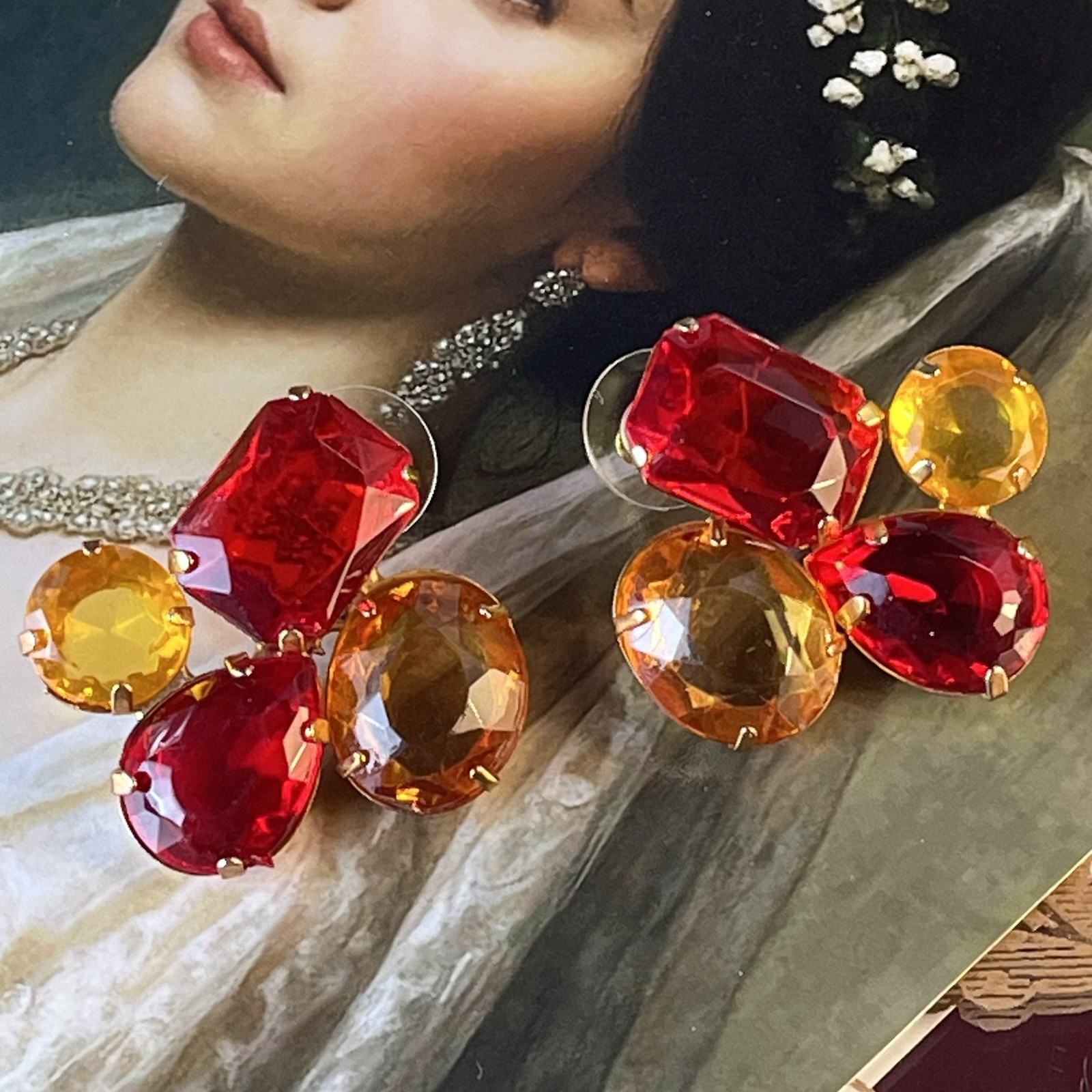 Vtg 1.5” Red & Citrine Glass Pierced Earrings Gold Tone Cluster Presidium Tested