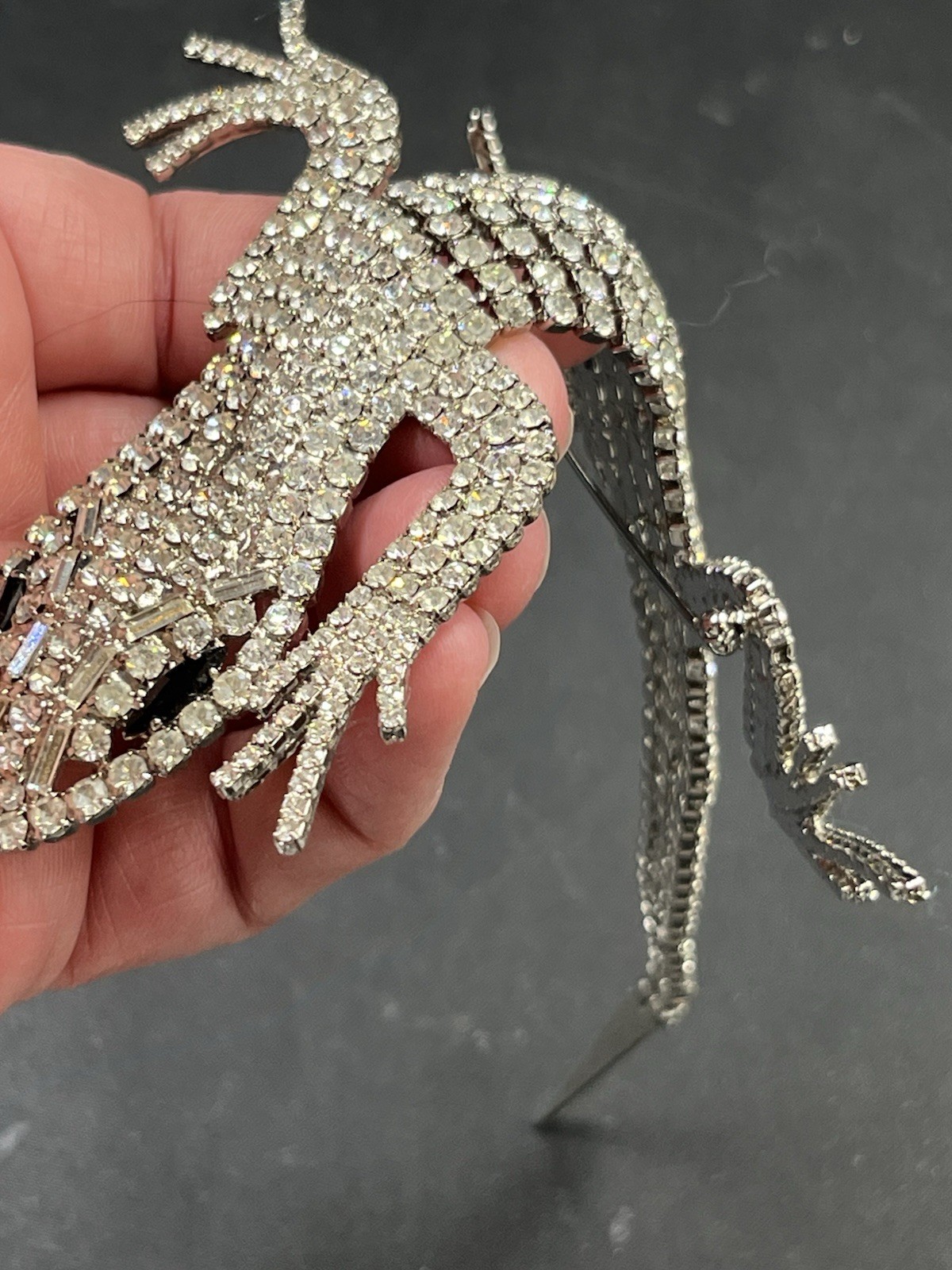 Butler & Wilson Signed Clear Rhinestones Articulated Lizard Brooch 9.5” In Box