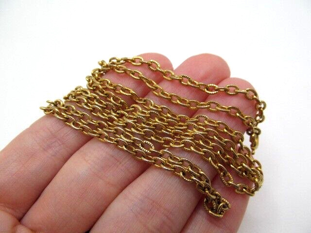 Vintage Gold Tone Etch Line Oval 3.25mm Link Chain Necklace 24.5 In