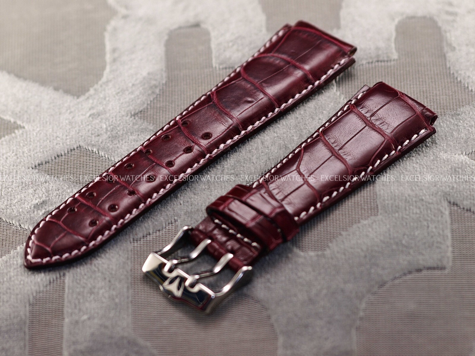 Authentic TechnoMarine Genuine Alligator Leather WINE COLOR 20mm Strap W/ Buckle