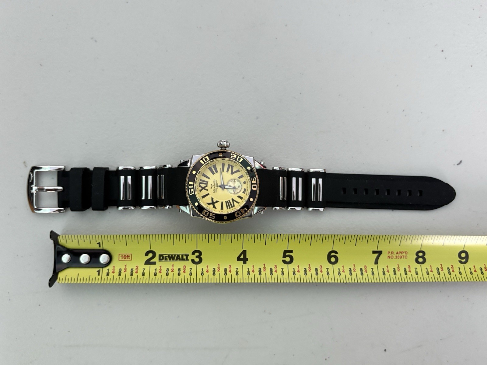 Aquaswiss Swissport SW1062M Mens Watch Yellow Roman Numeral Dial Unworn NEW