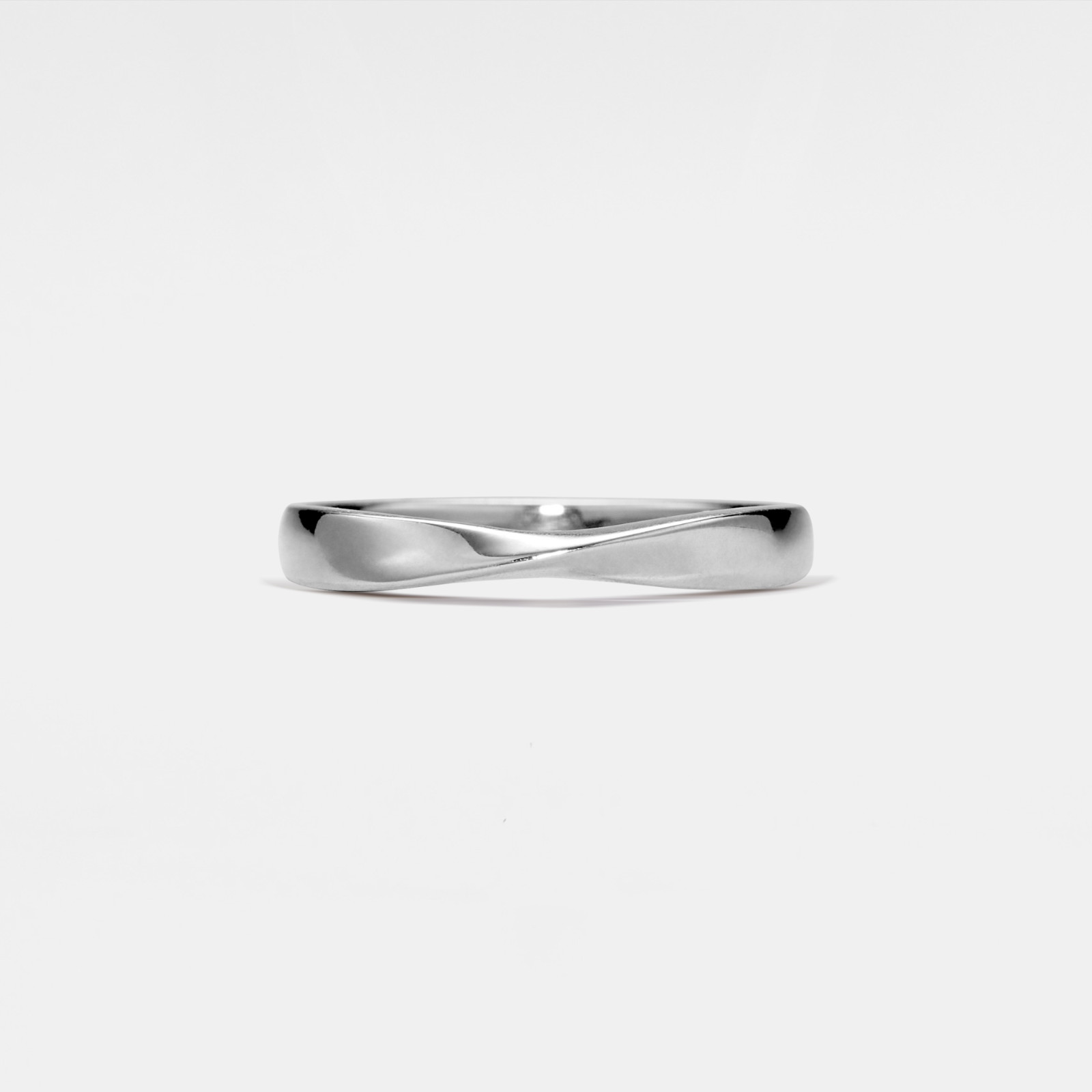 Moissanite Mobius Infinity Couple Ring in 925 Sterling Silver