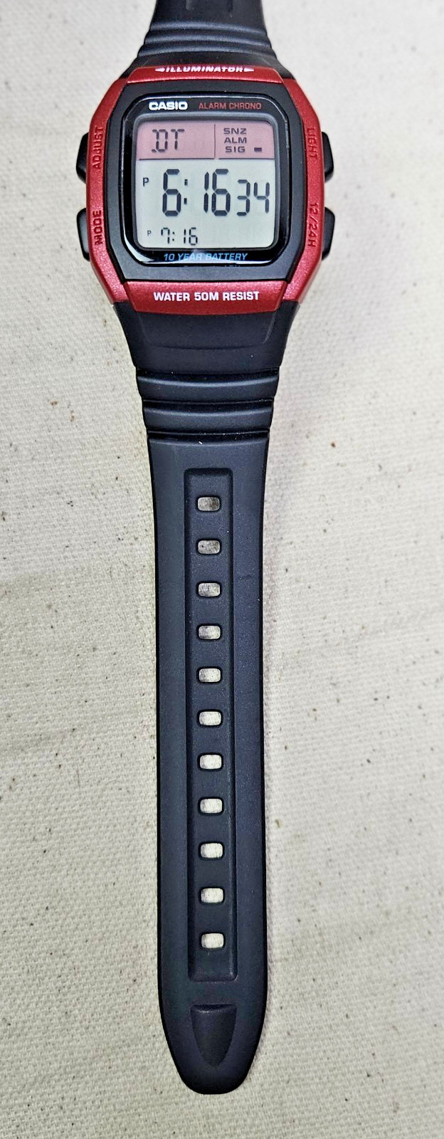 CASIO ILLUMINATOR W-96H RED & BLACK MENS WATCH NEW NEVER WORN