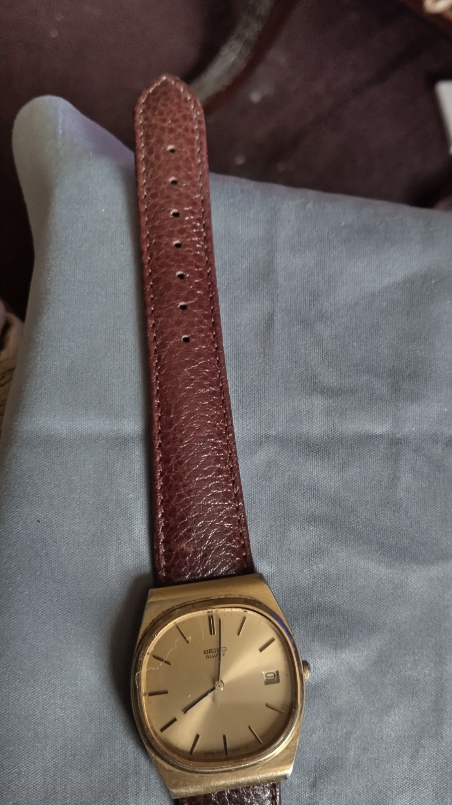 seiko gold plated watch in nice condition