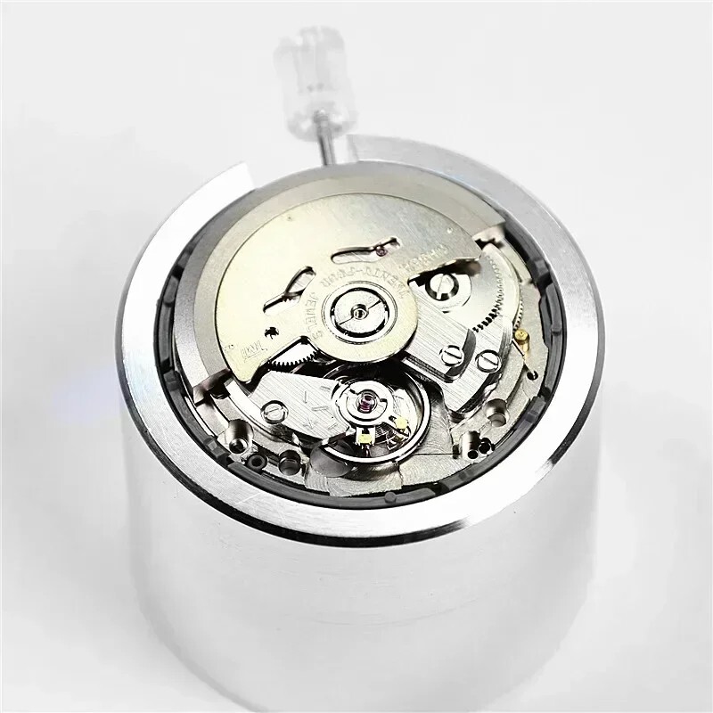 NH35 NH35A Automatic Mechanical Watch Movement at 3/3.8/6 White/Black Date Disc