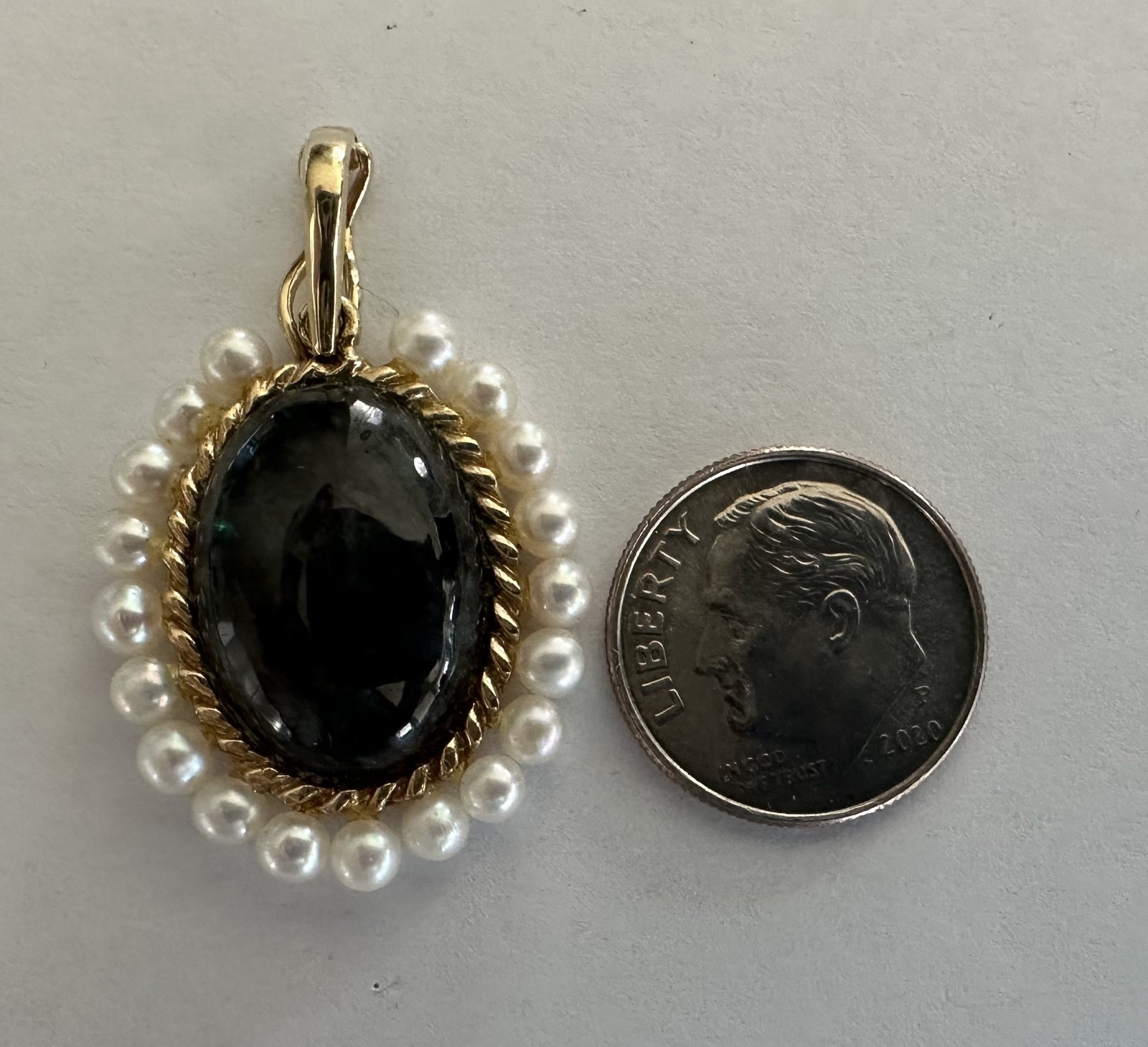 14k Yellow Gold Black/Dark Gray Stone Pearl Pendant Enhancer WV Hong Kong