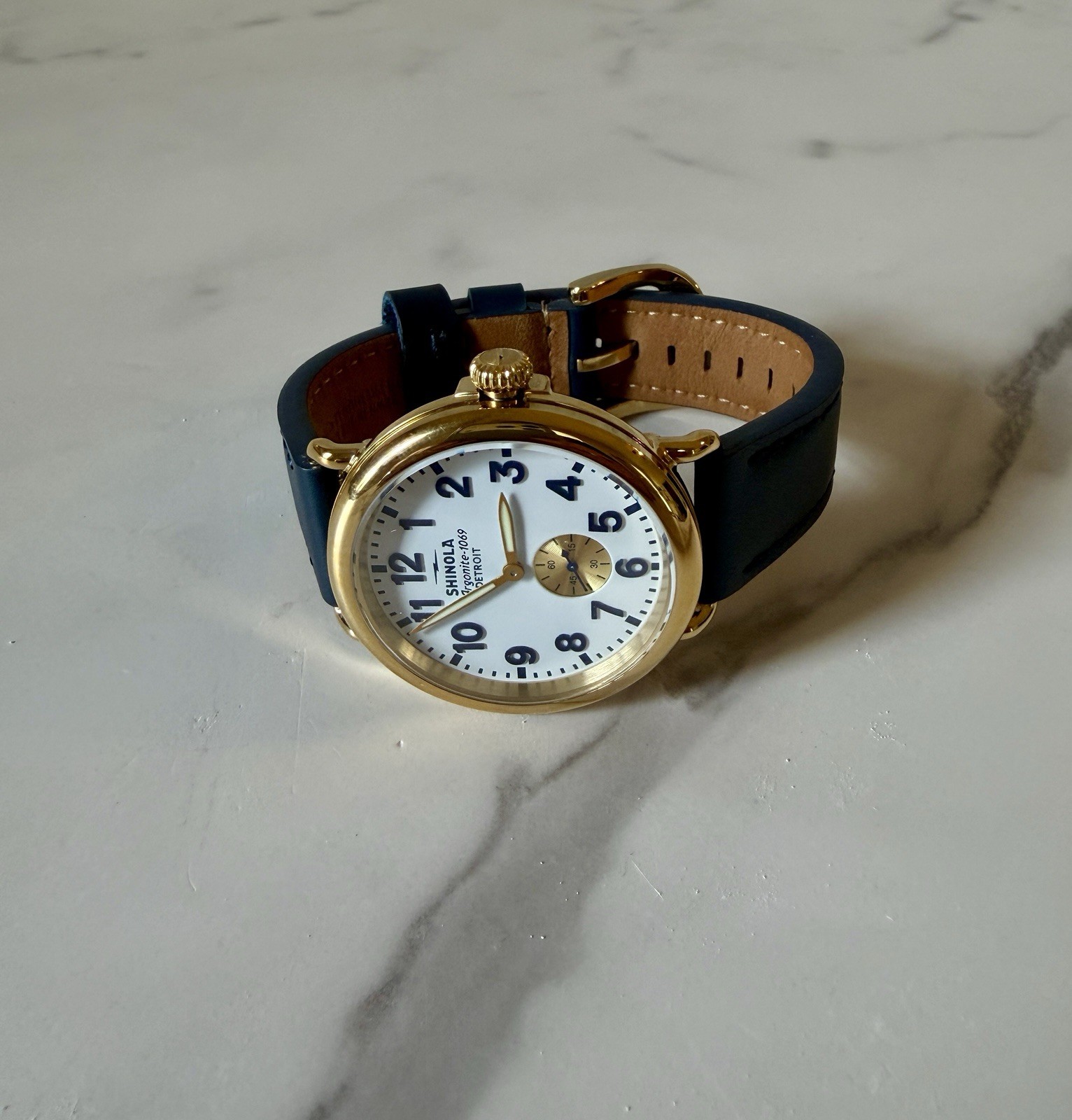 Shinola Runwell 41mm Men’s Quartz-Sapphire Crystal-White Dial Navy Leather Strap