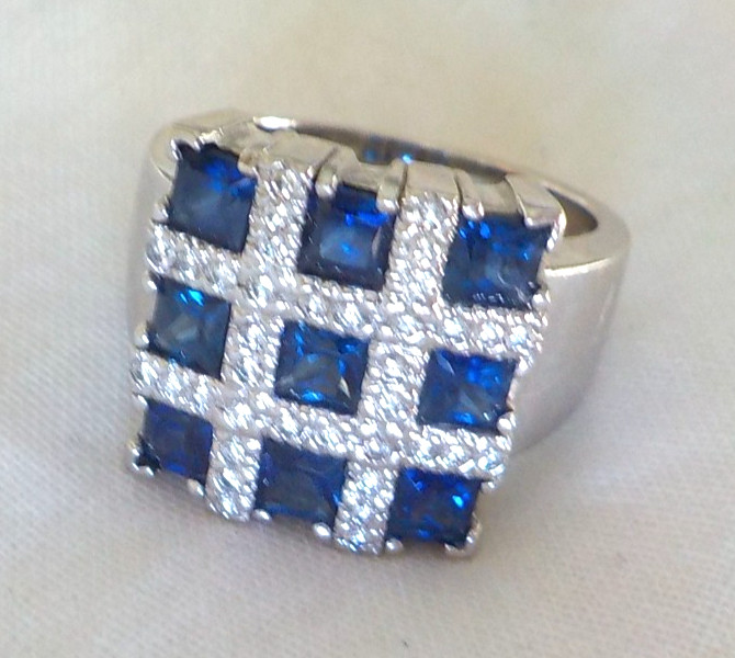 14k White Gold Panel Cluster Sapphire Diamond Ring – 9.50 gms, Sz 6.5, 2.0 ctw