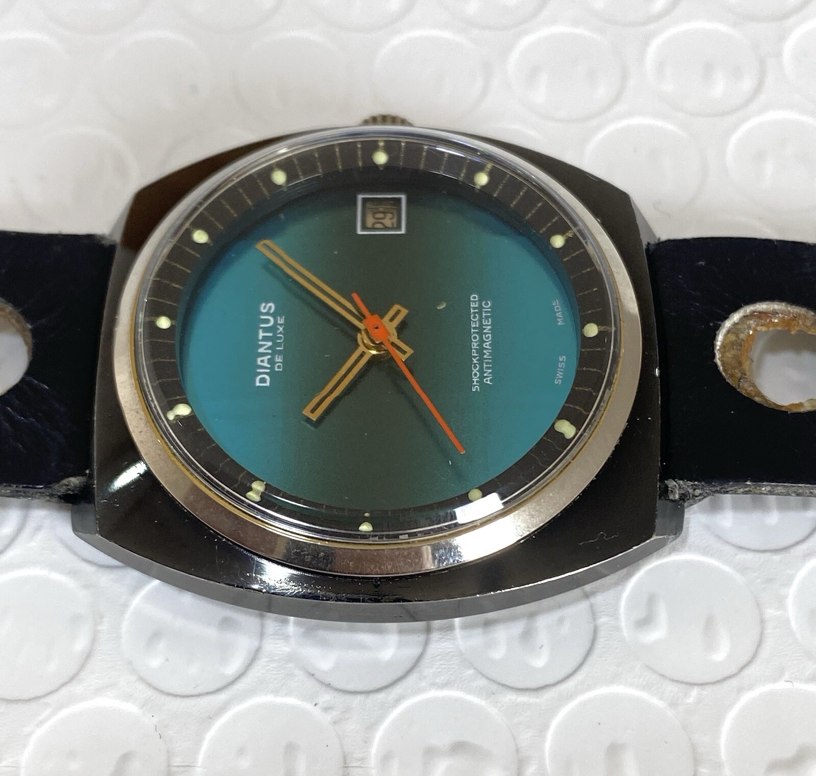 Diantus De Luxe Vintage Watch Men’s 38mm Date Swiss Made Blue Dial Very Rare