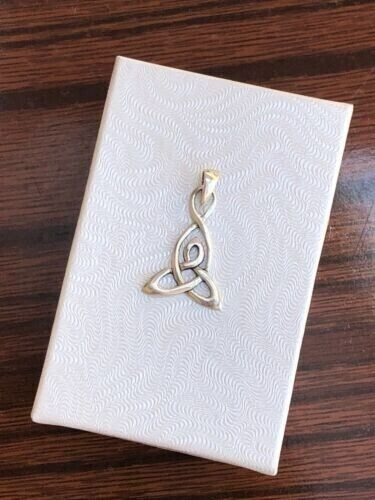 925 Sterling Silver Celtic Triquetra Pendant Trinity Knot Women 21mm0.83″/25.5mm