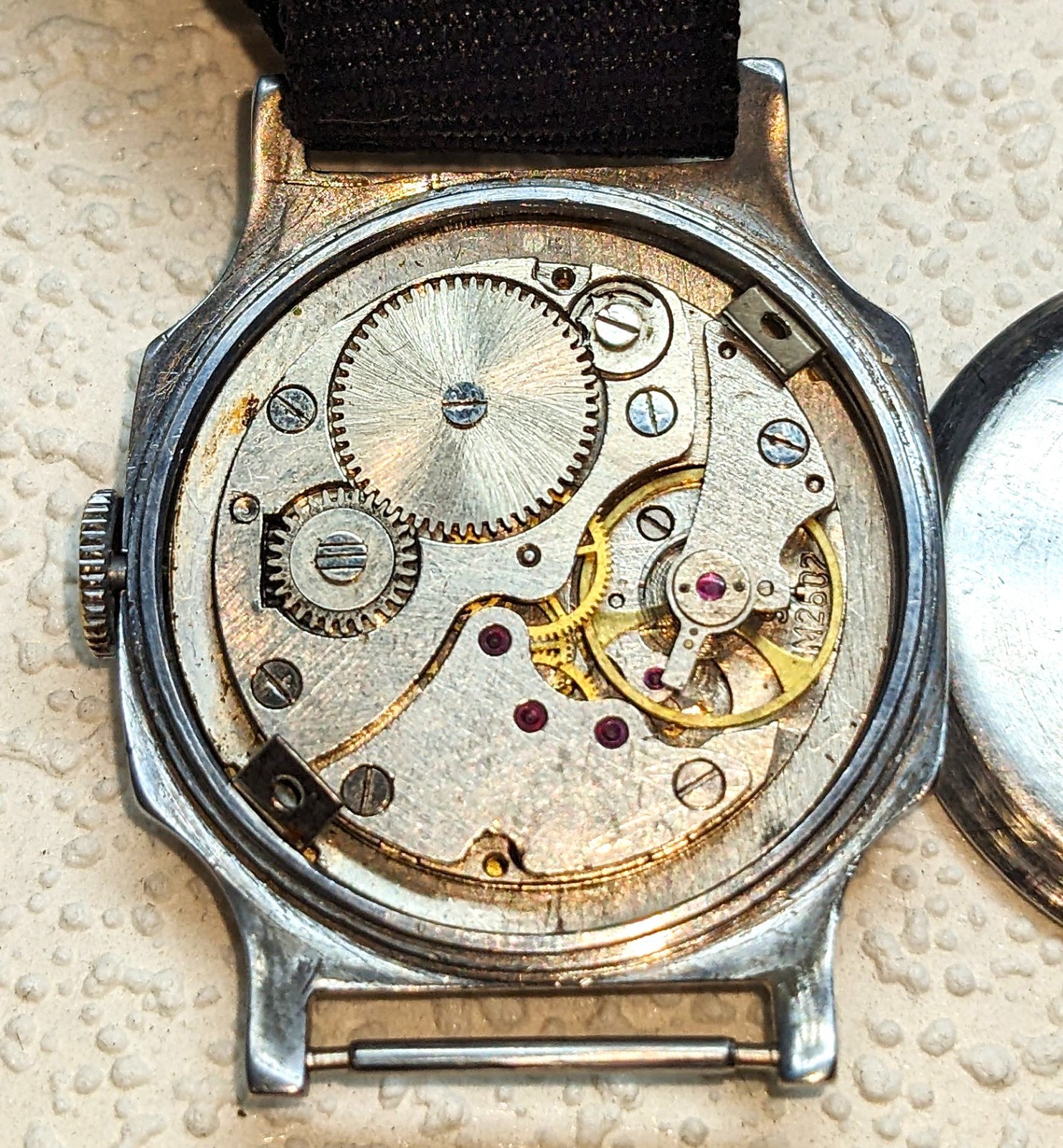 VINTAGE SOVIET RUSSIAN POBEDA (ZIM) WATCH 15 jewels m. 2602