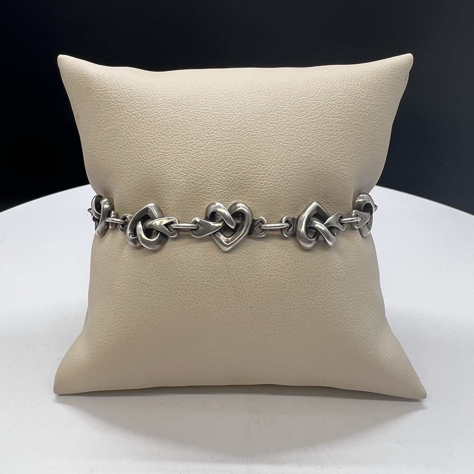Retired James Avery Sterling Silver Open Heart Love Knot 6.5” Bracelet