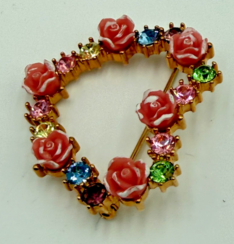 AVON JJJ Heart Shaped Floral Brooch Pink White Roses Multi Color Rhinestones