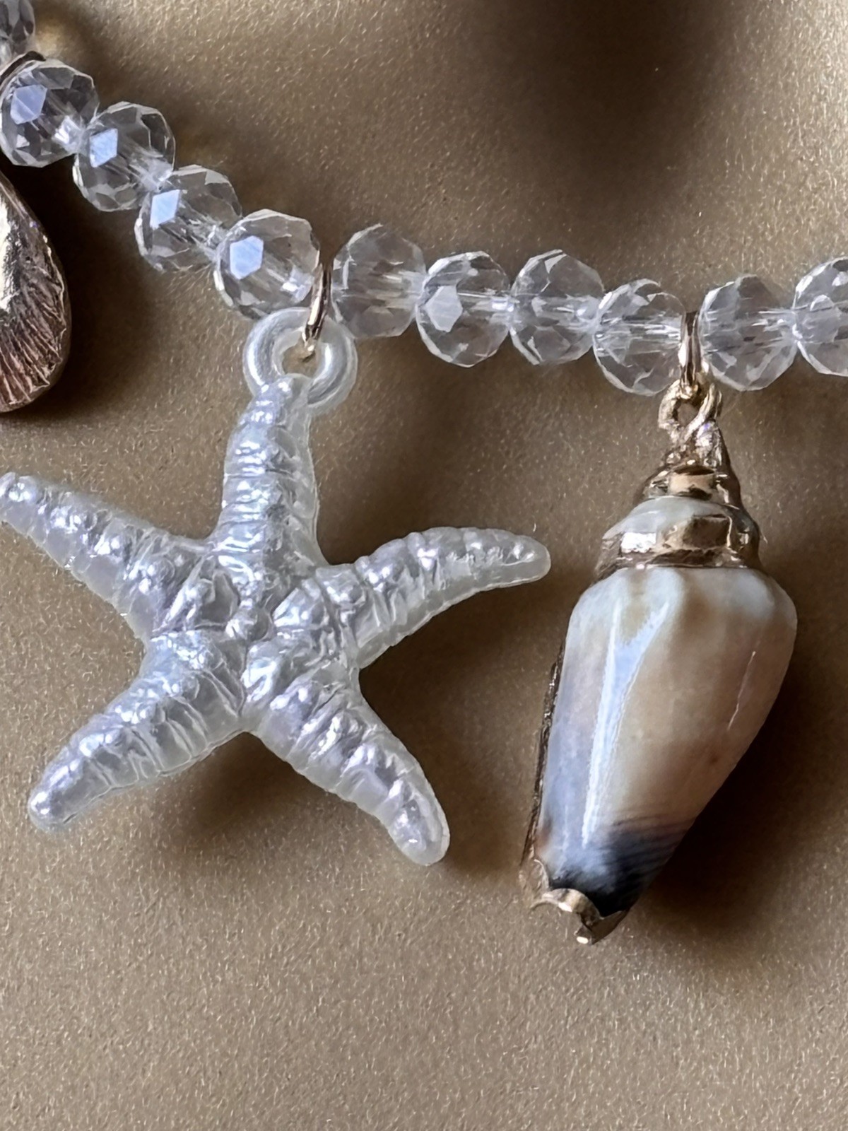 Sparkly Clear Beaded Gold Boho Beach Theme Necklace – Shells Starfish Faux Pearl
