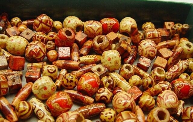 200 Bamboo Craft Art Beads Mixed Shapes Size Pattern Lightweight Strong Wood MIX