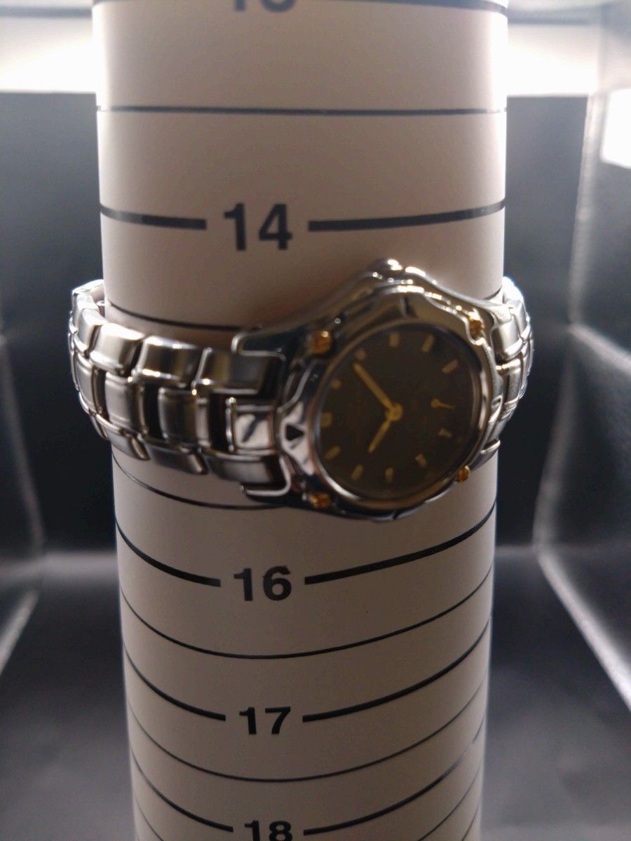 [EXC++] CITIZEN AVER 6040-K08480 Small Seconds Quartz Ladies Watch Japan