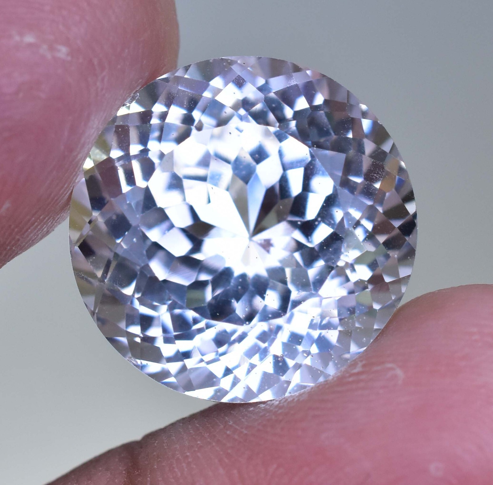 Natural 26.75 Ct White Montana Sapphire Round Cut Certified Rare Loose Gemstone