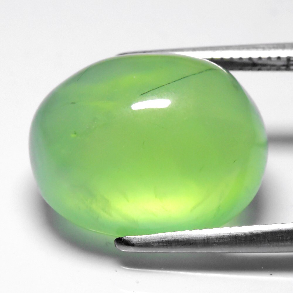 💎 13.57ct 15×11.8mm Oval Cabochon Natural Green Prehnite – Africa