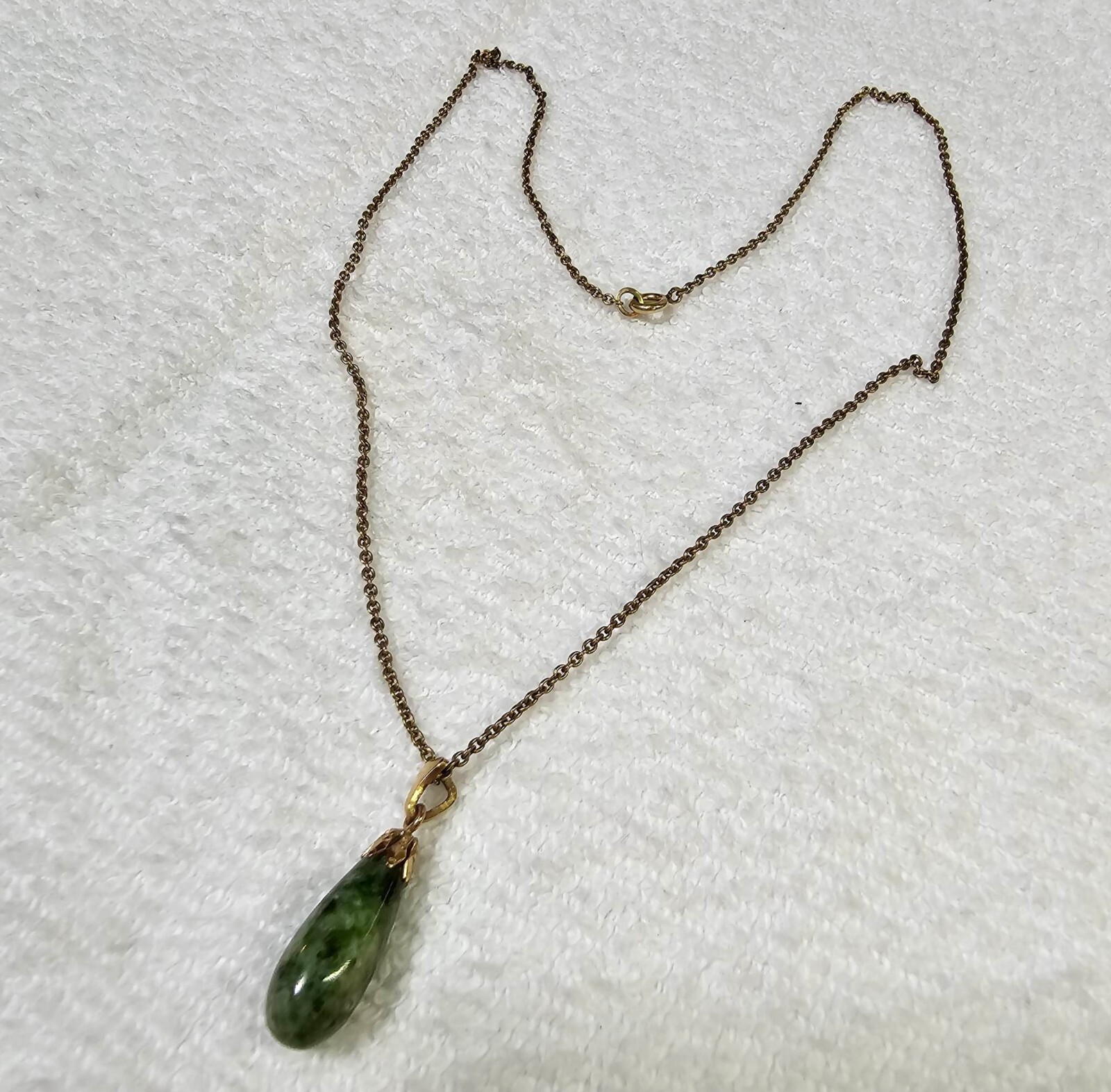 120 12k GF Gold Filled Chain Necklace w/ Jadeite Drop Pendant 17 1/2in”