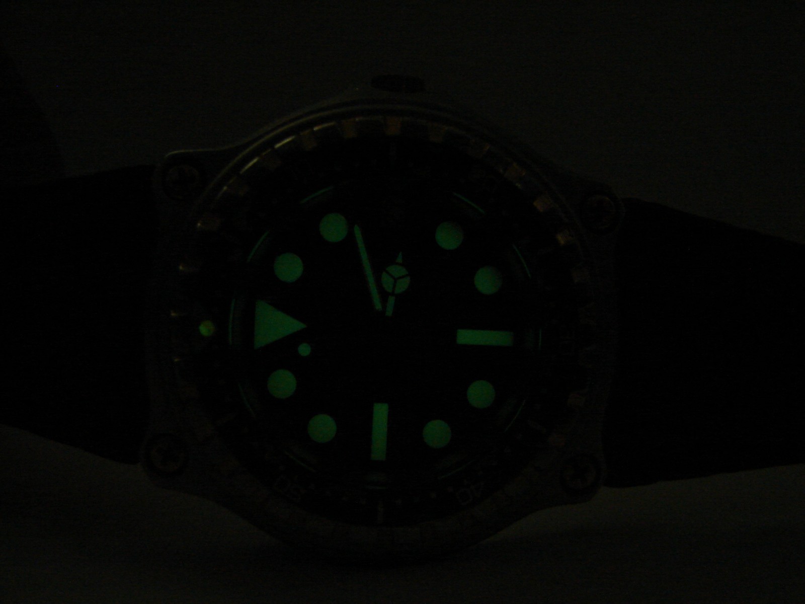 Vintage BELAIR Seapearl 3000 Swiss Quartz Sport Watch