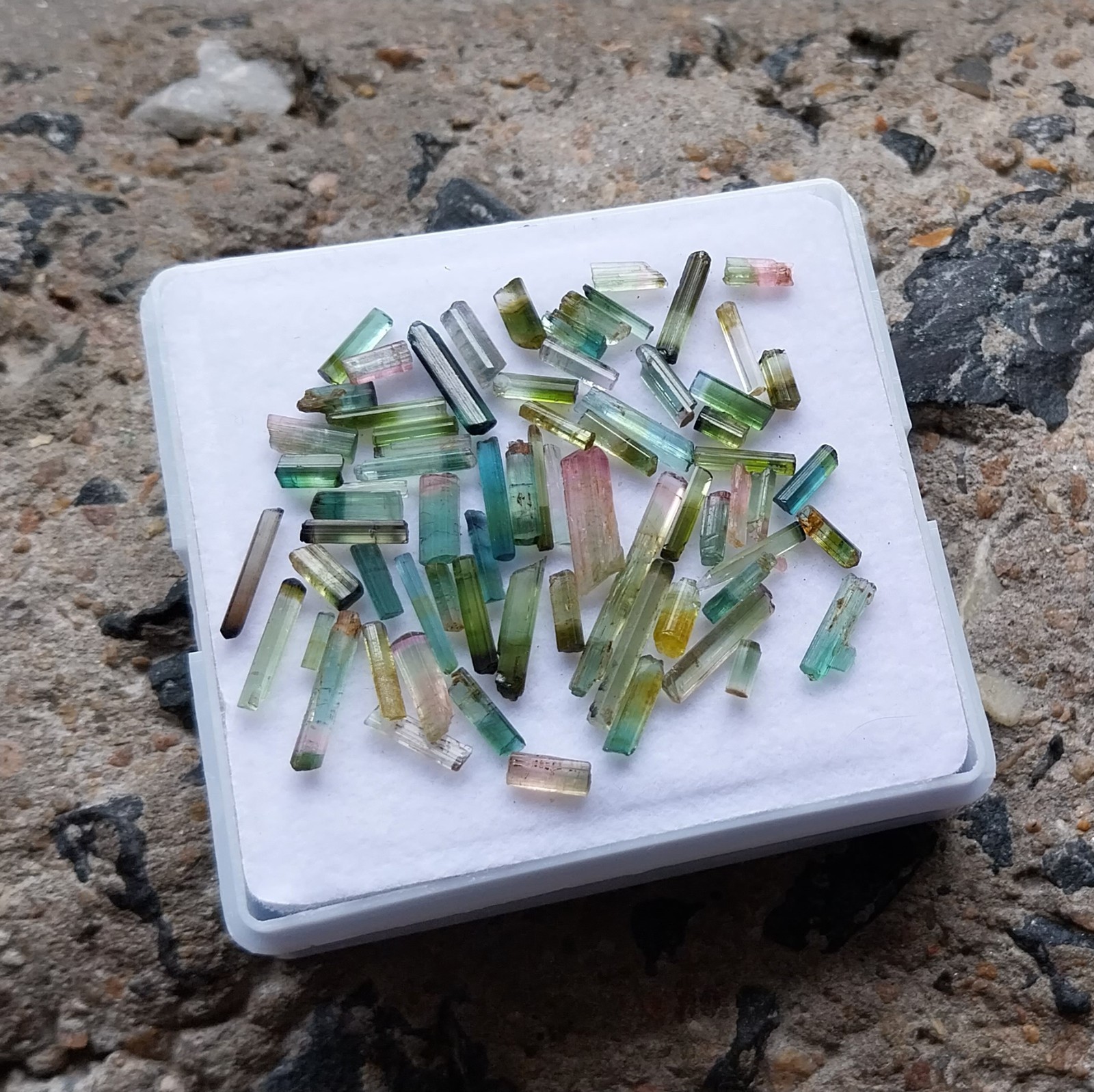 25.5 Carat 4.5 to 20 MM Natural Green Bi Color Tourmaline Pencil 70 Piece Lot