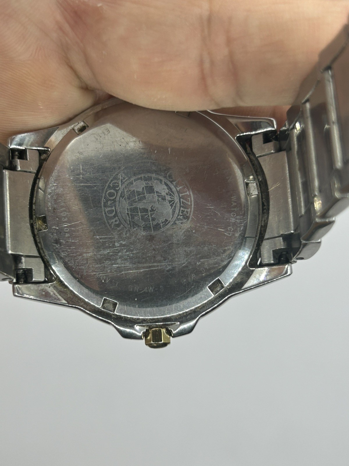 Citizen Eco-Drive Mens Stainless Steel 2-Tone Watch E111-S084211- Nice Working