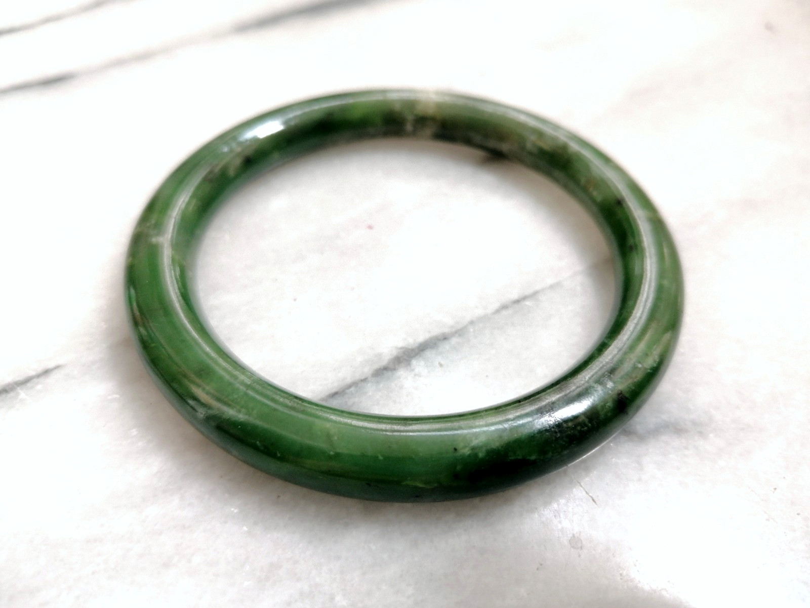 BEAUTIFUL ANTIQUE AUTHENTIC GREEN JADE RING BRACELET, CHINA, 1900.