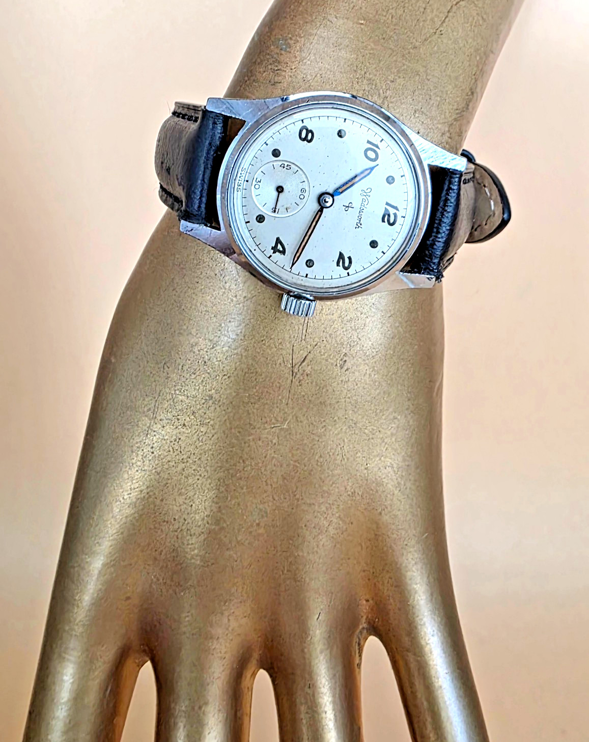 VTG Rare WADSWORTH 3072 Manual Wind Swiss Watch 31mm Serviced Men’s