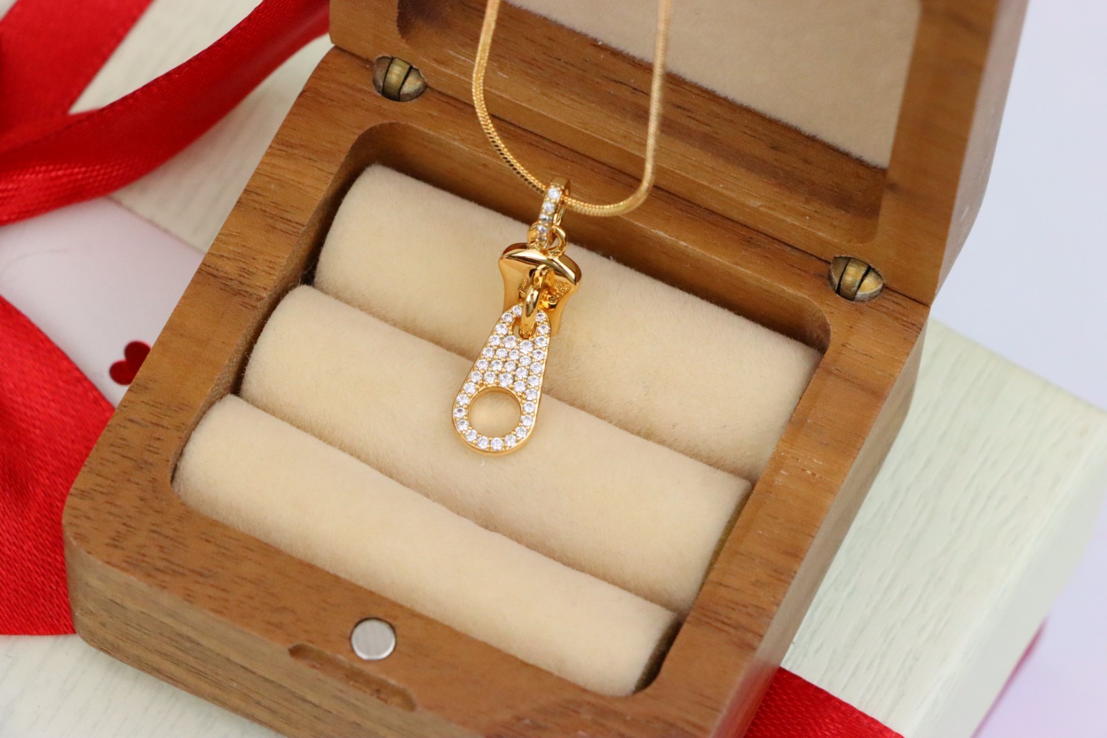 with Sparkling Stones, XPPT1477 Stylish Rose Gold Zipper Shape Pendant