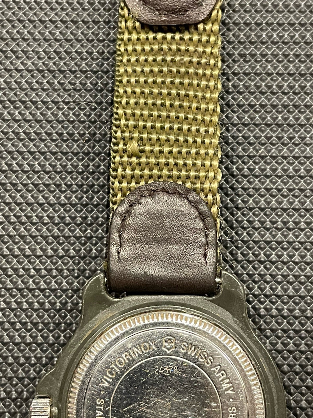 VICTORINOX SWISS ARMY Men’s Steel 39mm Water Resistant 100M SWISS MADE