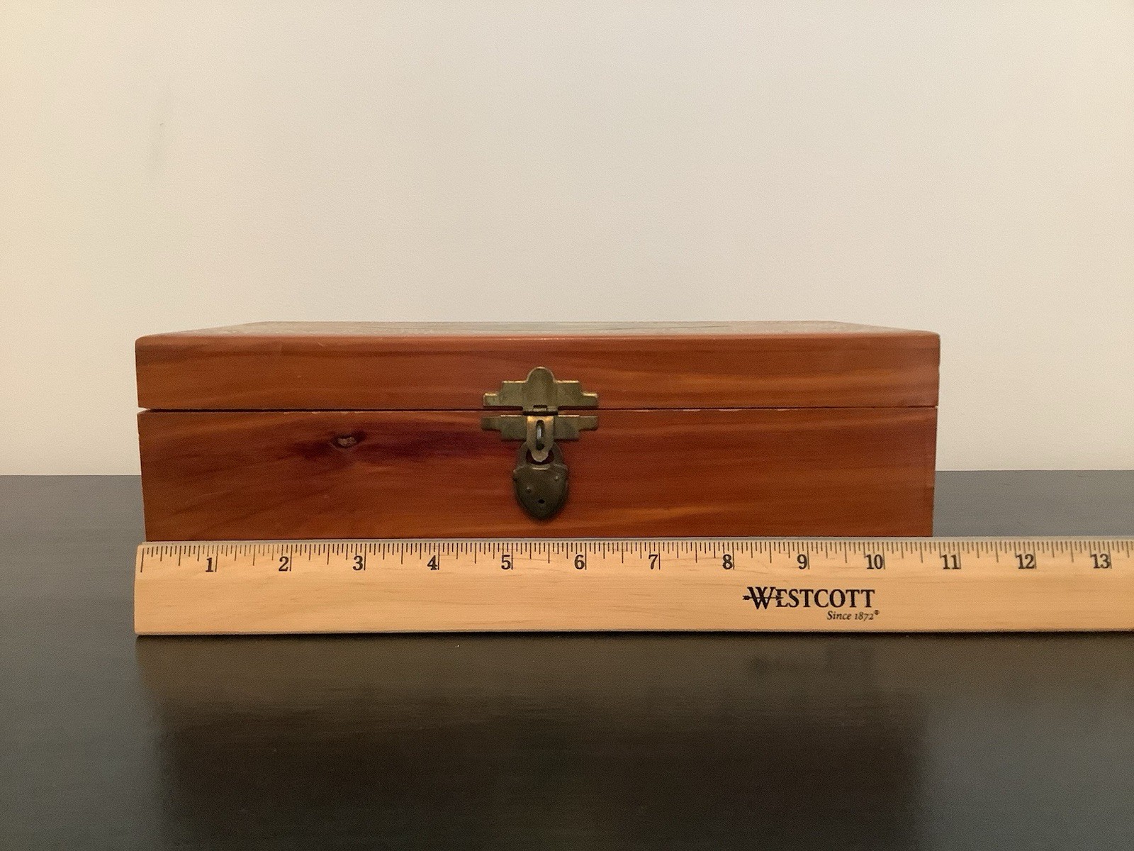 Vintage Cedar Wooden Keepsake Box Landscape Lid Rustic Jewelry Storage Cottage
