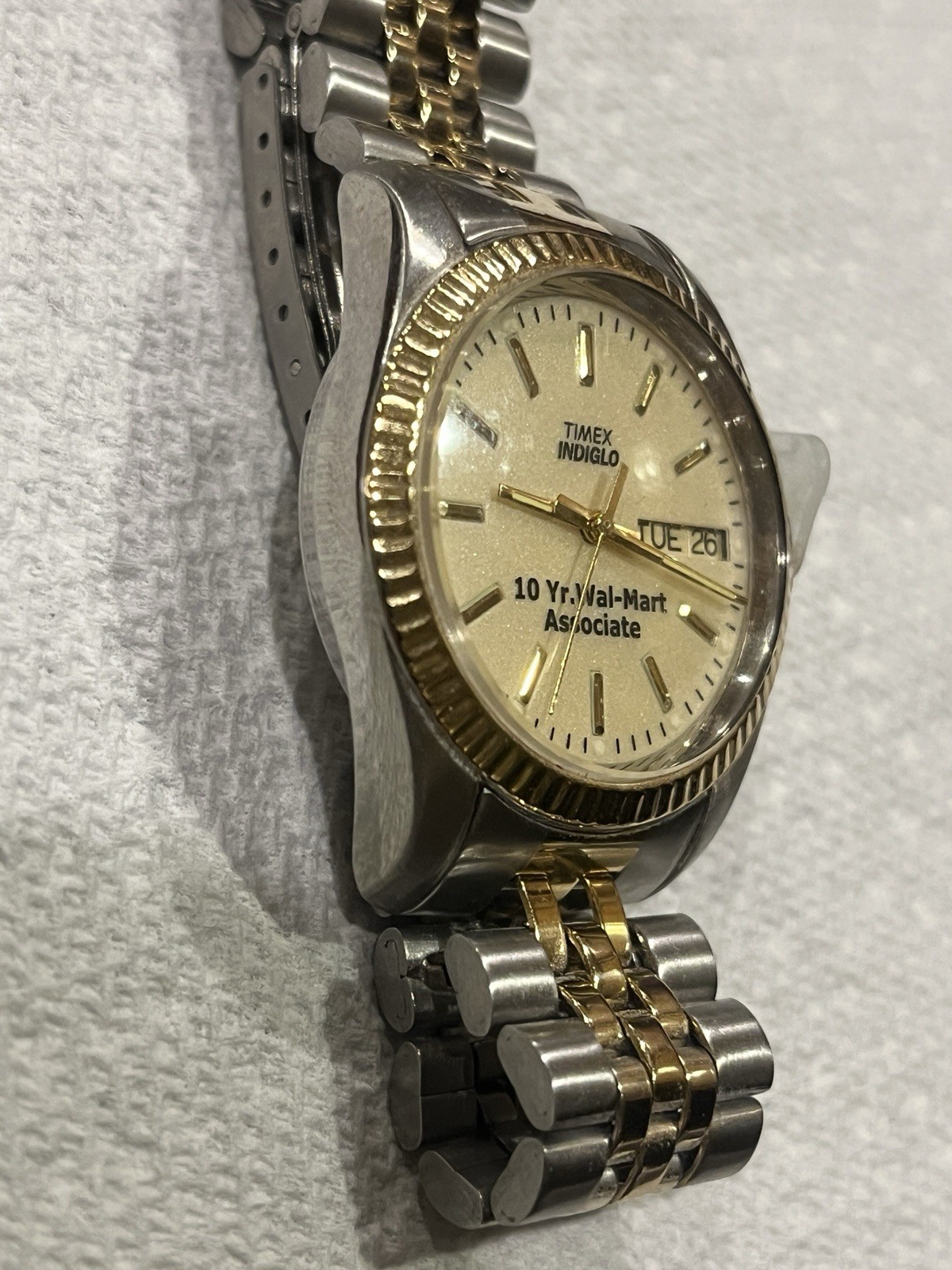 Timex Indiglo Day Date Gold Tone Fluted Bezel Walmart 10 Years Associate Watch