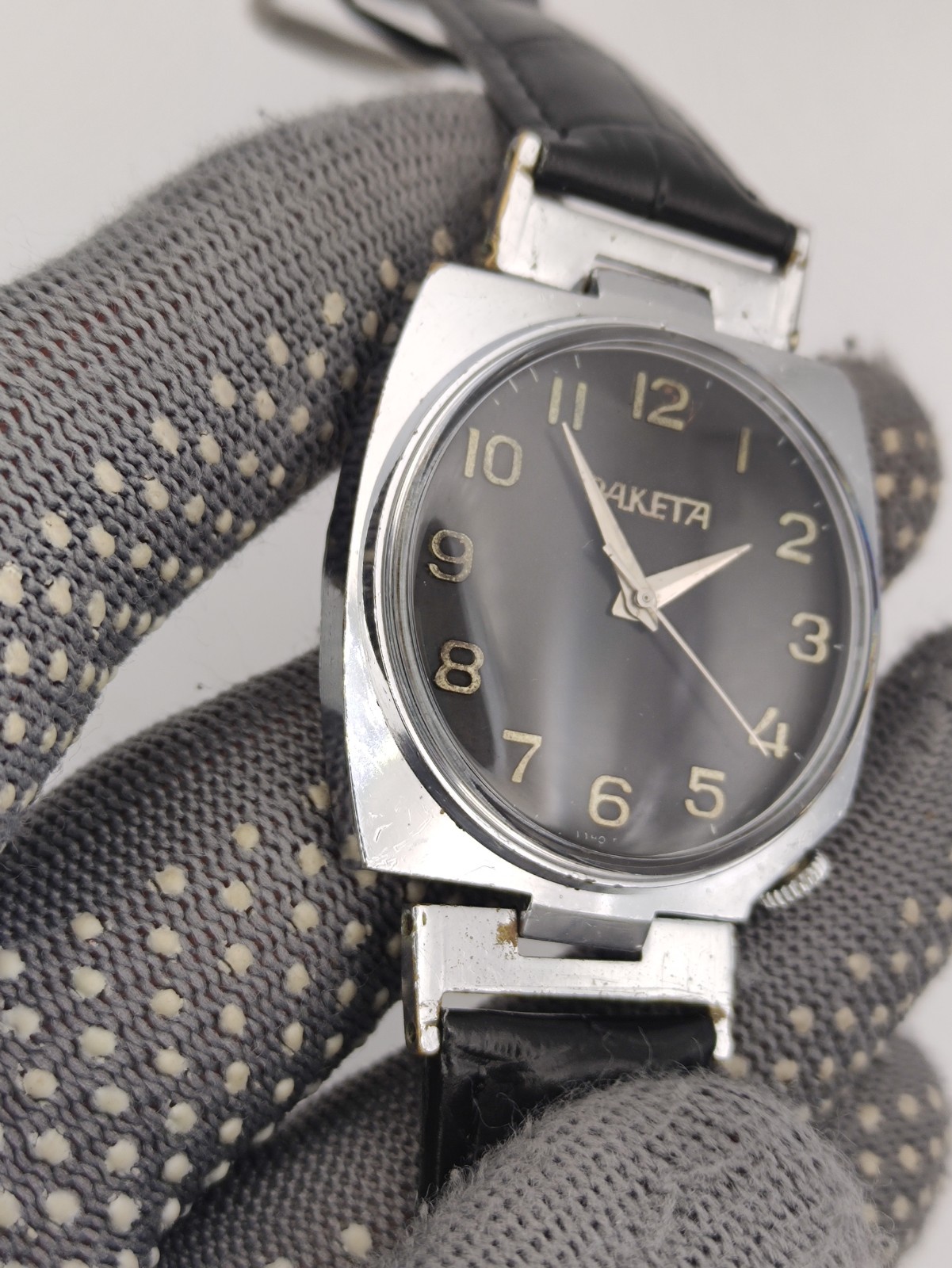 Raketa 2609 Canister Soviet Vintage Mechanical Wristwatch USSR Serviced Watch