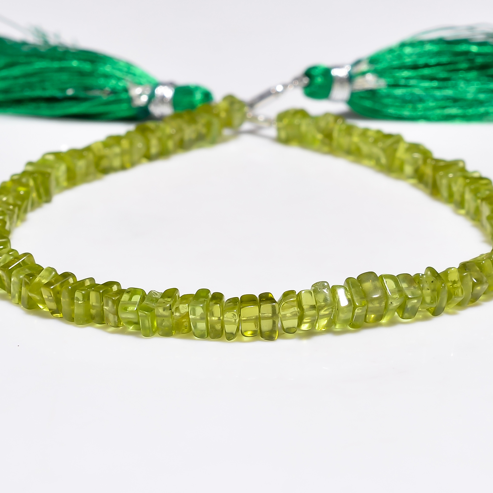 Natural Peridot Gemstone Square Shape Smooth Beads 4X4 5X5mm Strand 9″ EB-483