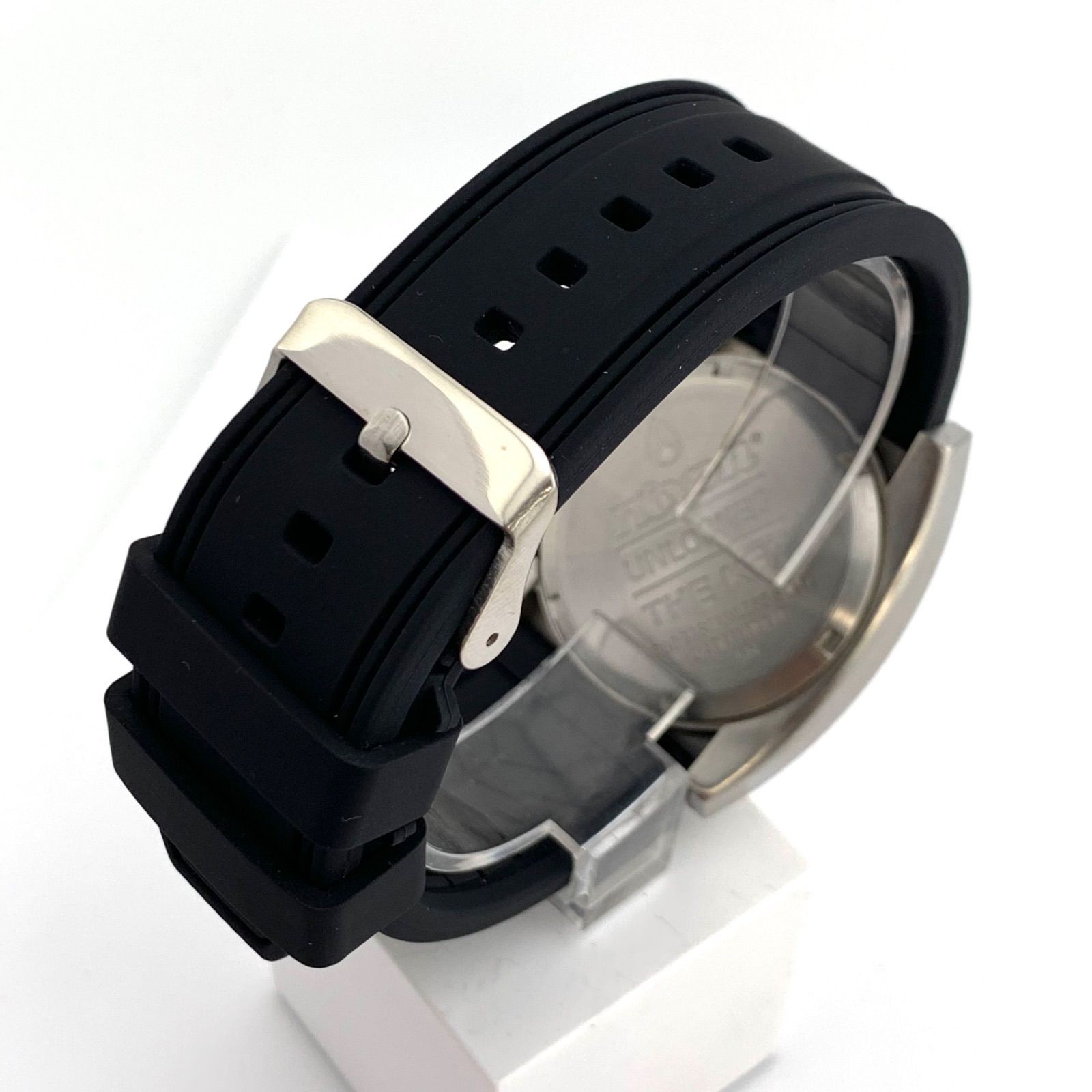 Nixon UNLOCKED THE KEY Quartz men gray Dial Watch Japan – Rank B