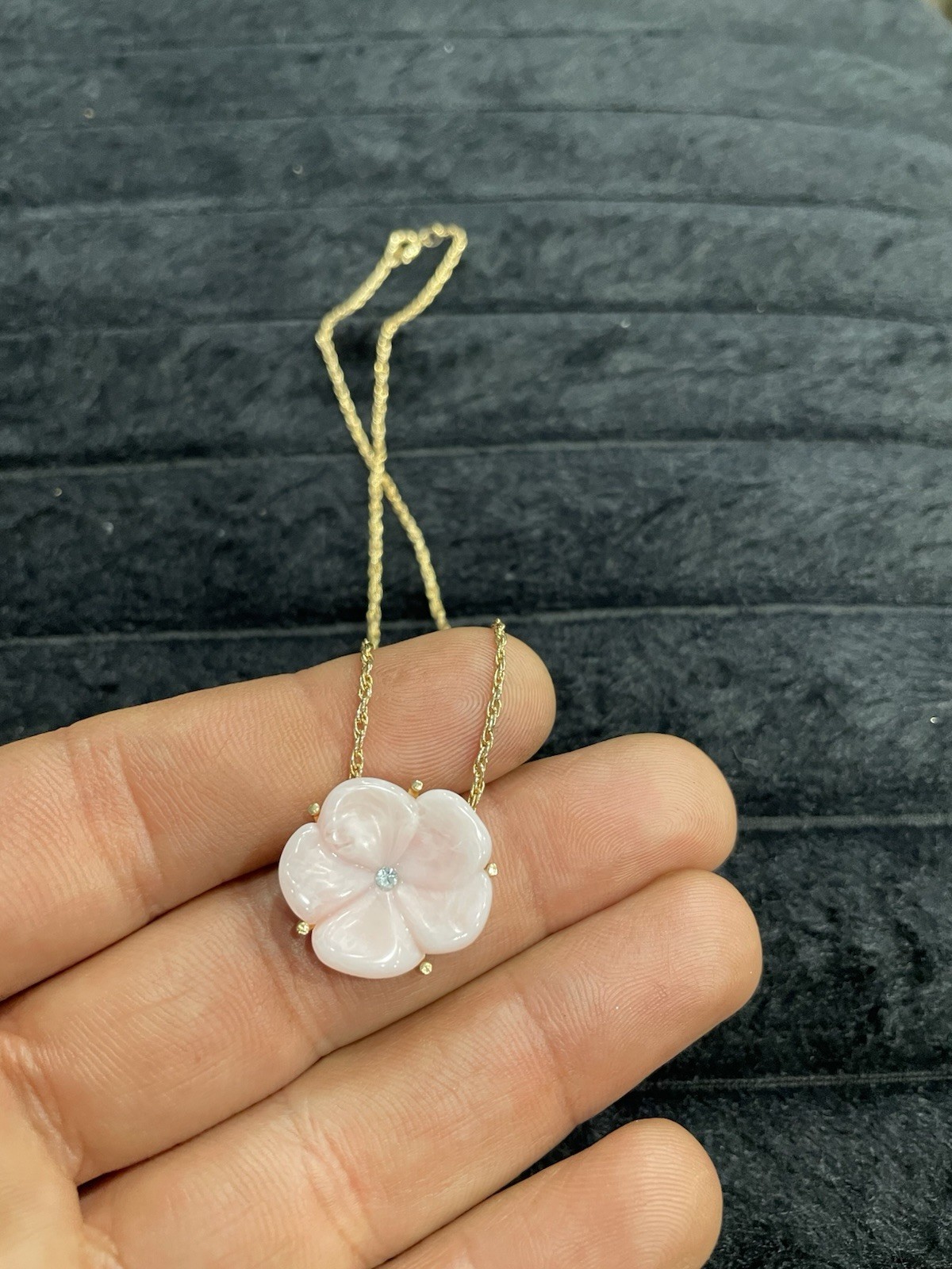 Vintage Avon Pink Carved Flower Pendant Necklace Gold Tone Rhinestone Center