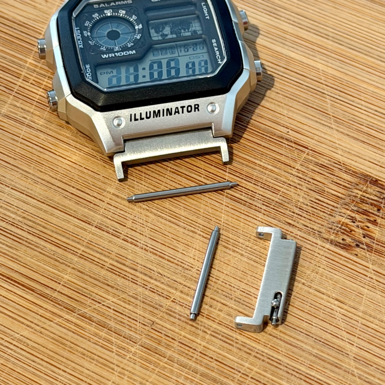18mm to 22mm Casio AE 1200WH Watch Band Convertors Adapters 22mm Strap Connector