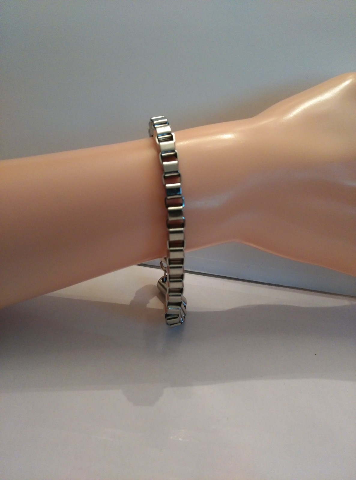Gentlemens Attractive New Bracelet made in Stainless Steel 7.5 inch long
