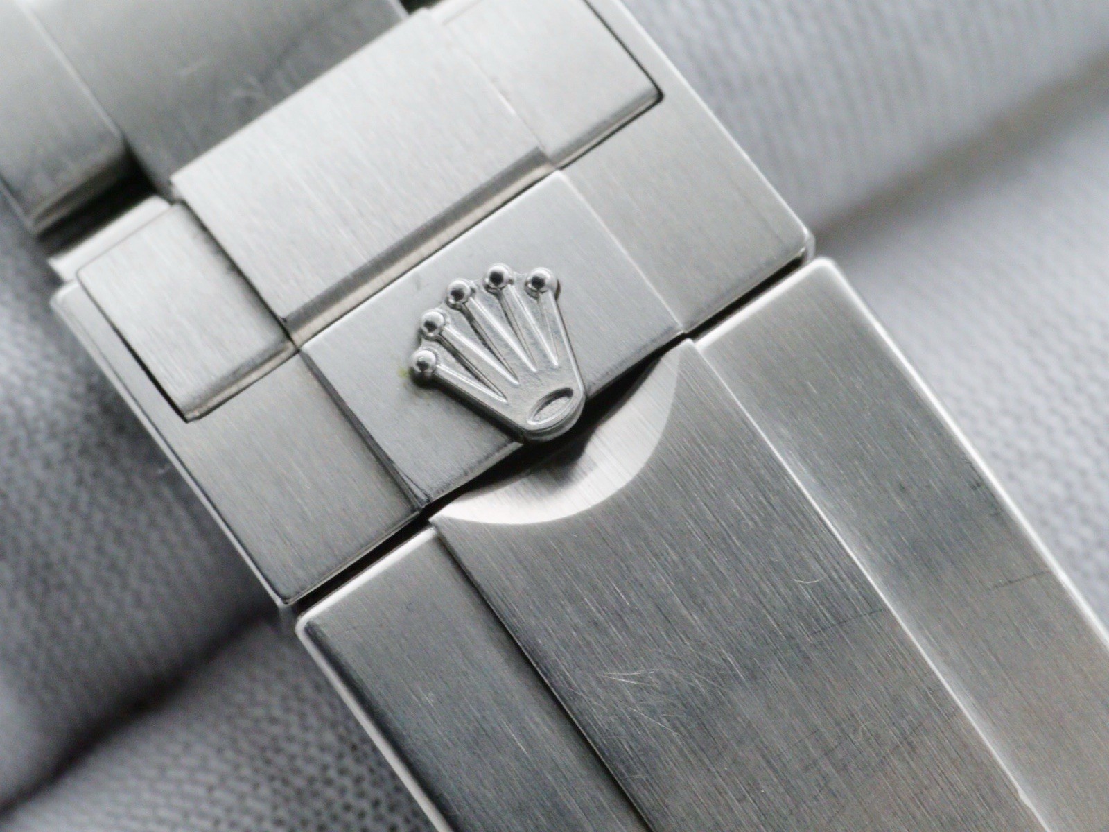 🟢 Rolex Submariner 126610LV “Starbucks / Cermit” – 41mm – MINT – Box & Papers