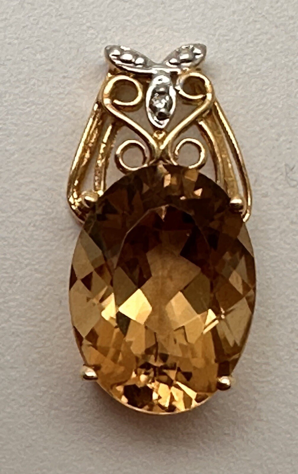 14k Yellow Gold 12mm x 16mm Oval Golden Topaz & Diamond 1/2″ x 1″ Pendant