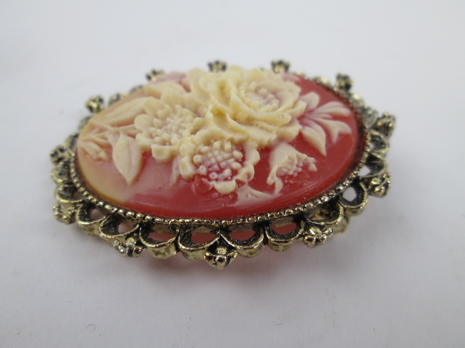 Vtg CAMEO Pink Resin Pendant BROOCH Carved Flower Signed GERRY’S