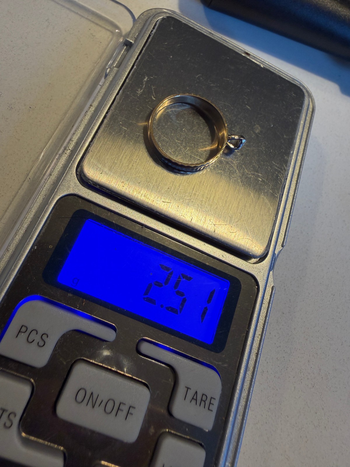 Vintage SOLID 10KT Gold Stamped Size 8 Ring 2.51g New Old Stock!