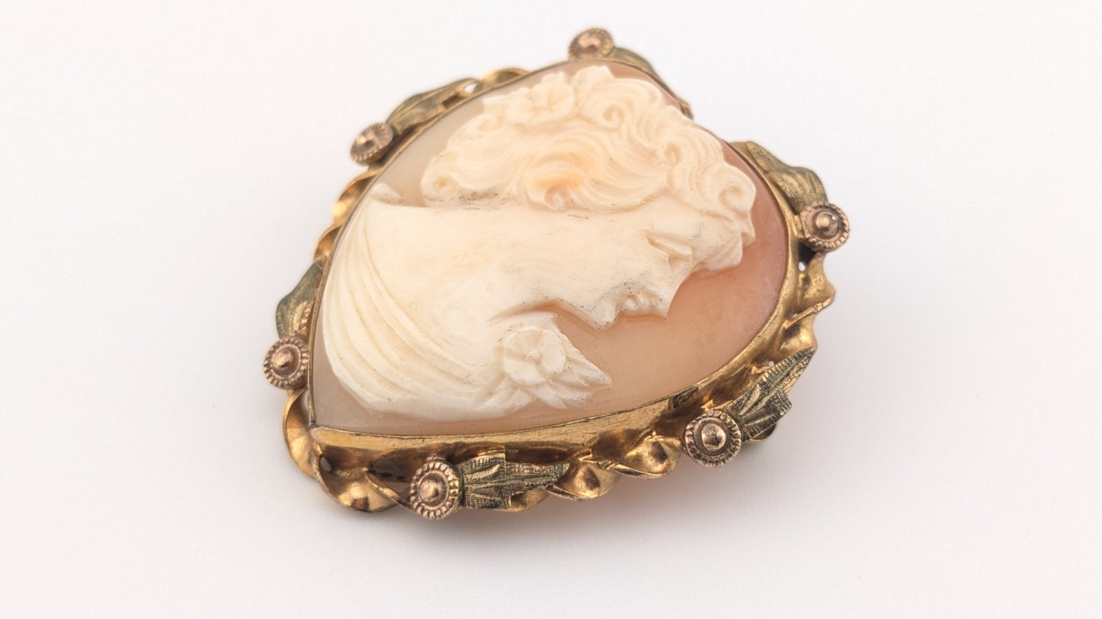 Vintage 1/20 12K Gold Filled Shell Cameo Brooch Pendant Convertible Heart
