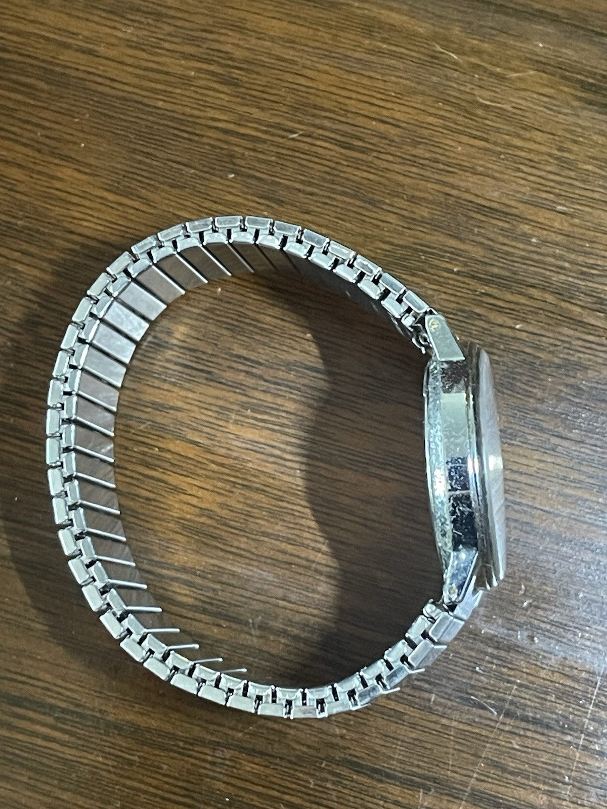 Timex LA Cell Quartz Analog Watch White Dial Arabic, Silver Expandable Band 35mm