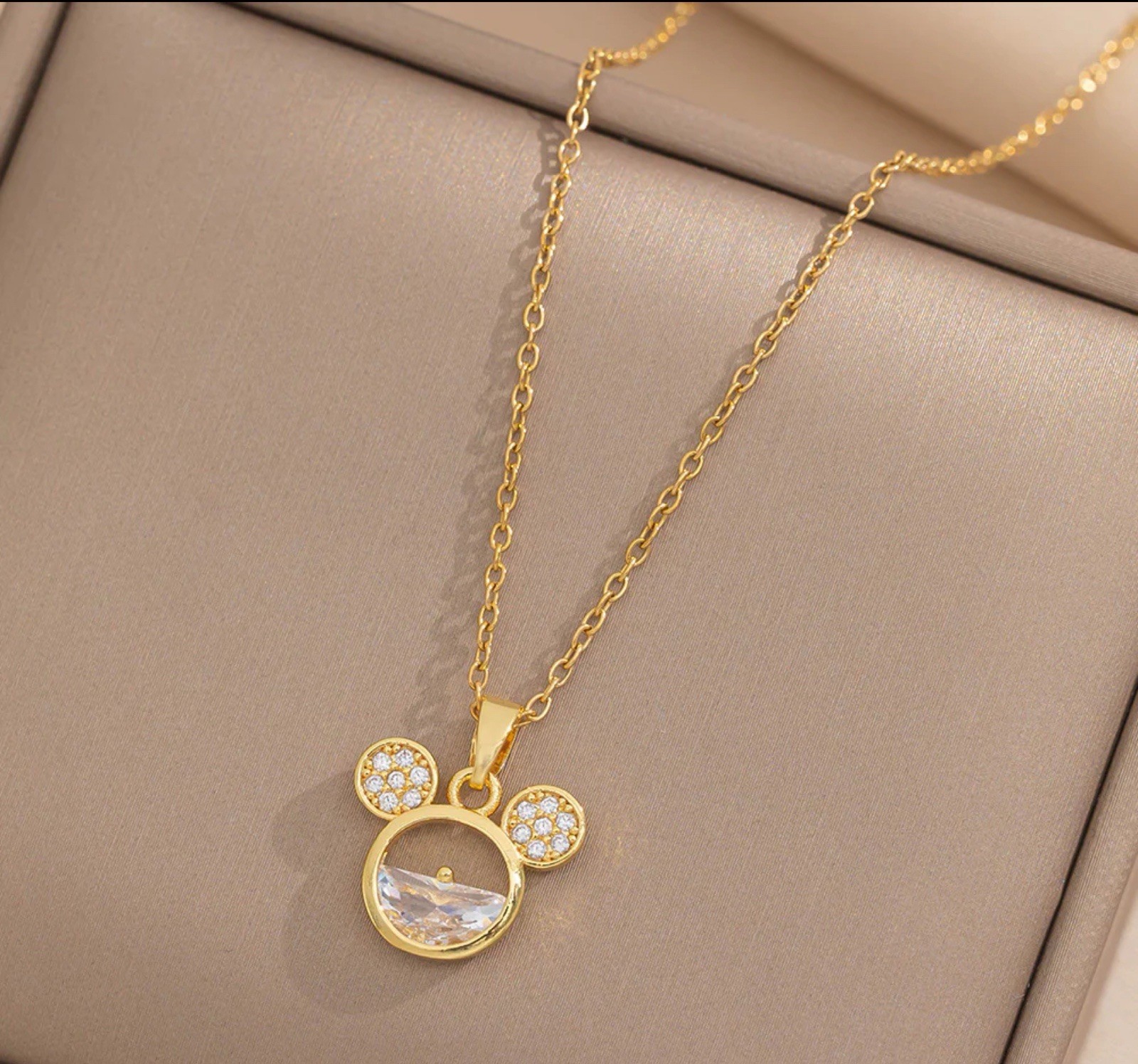 Moderate Luxury Cartoon Titanium Steel Electroplating Necklace