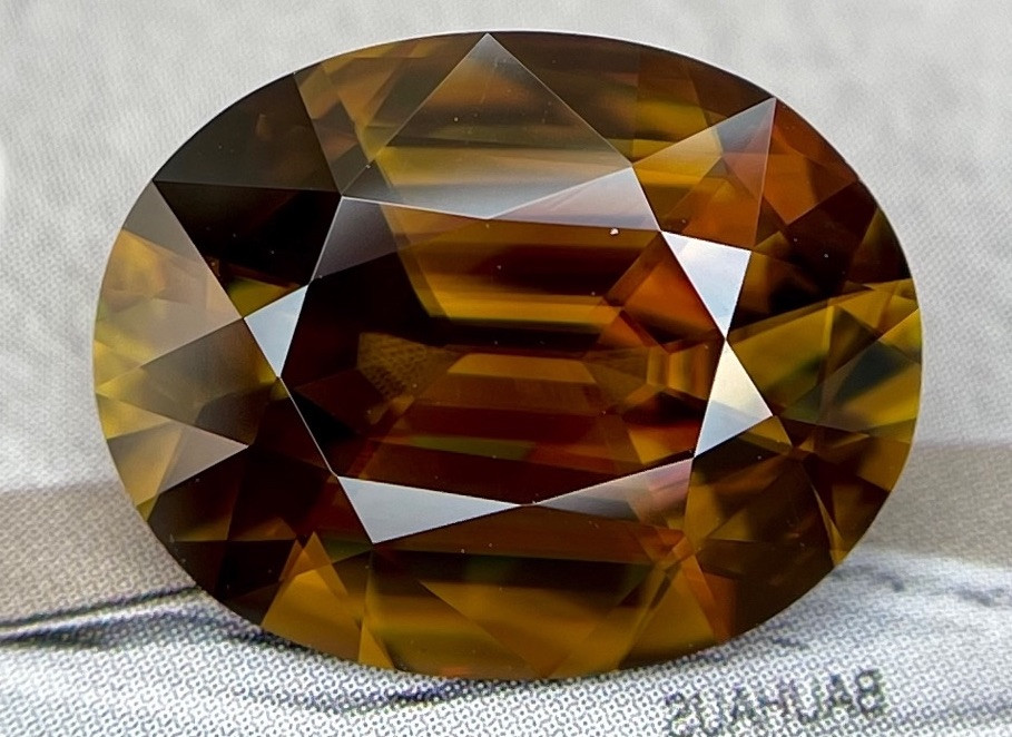 Moderate Yellowish Green Sphene 6.24ct (SH0212) Natural Loose Gemstone